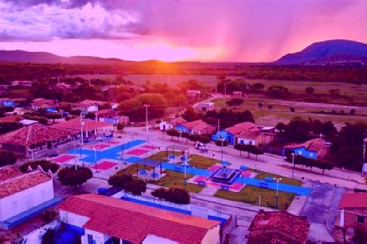 10 escort profiles in Boa Vista do Tupim, Brazil. Browse companions, services, rates and book online. Incall and outcall available.