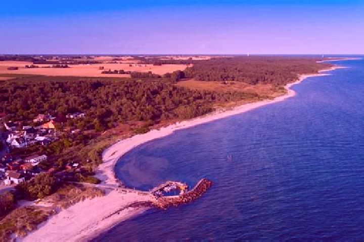10 escort profiles in Bonnerup Strand, Denmark. Browse companions, services, rates and book online. Incall and outcall available.