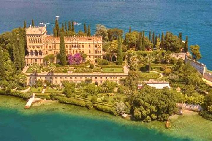 10 escort profiles in Cavazzo Carnico, Italy. Browse companions, services, rates and book online. Incall and outcall available.