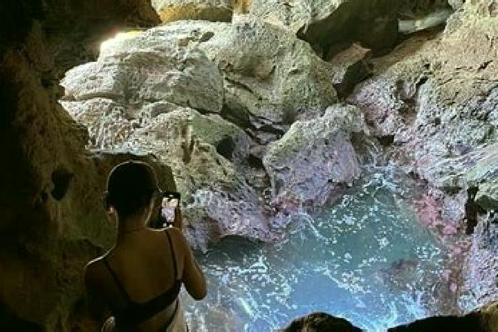 10 escort profiles in Cueva del Hierro, Spain. Browse companions, services, rates and book online. Incall and outcall available.