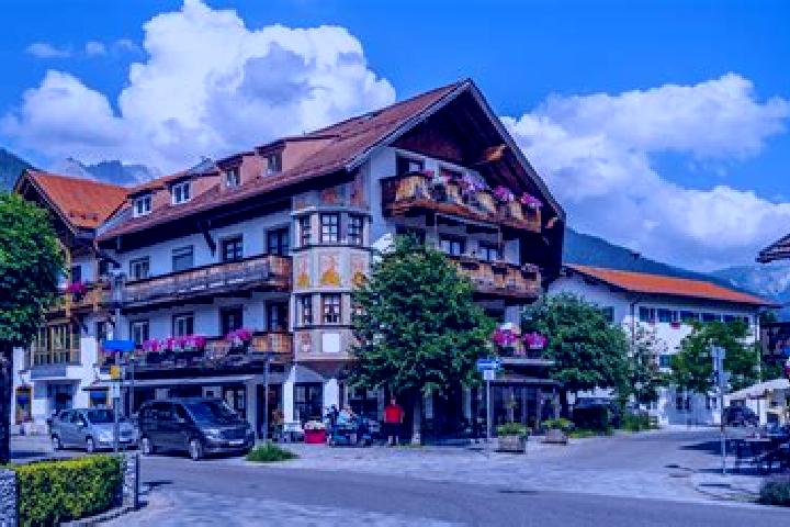 10 escort profiles in Garmisch-Partenkirchen, Germany. Browse companions, services, rates and book online. Incall and outcall available.