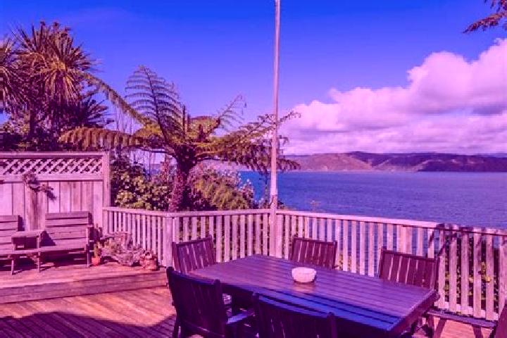 10 escort profiles in Karaka Bays, New Zealand. Browse companions, services, rates and book online. Incall and outcall available.
