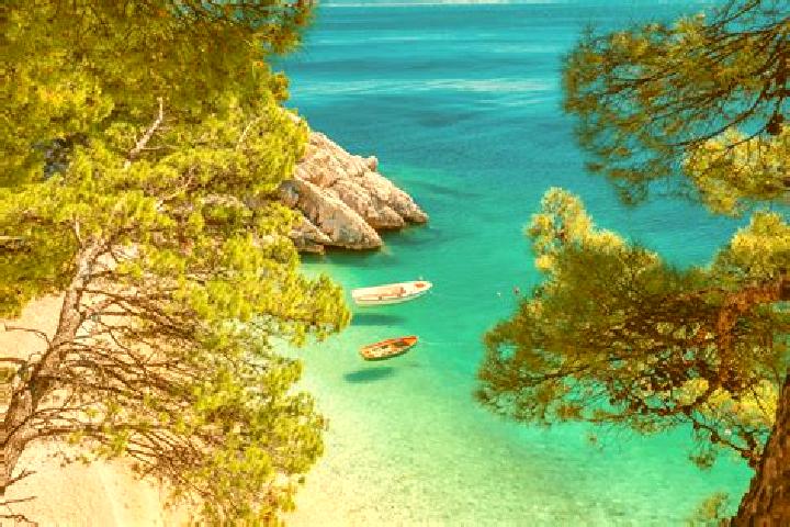 10 escort profiles in Makarska, Croatia. Browse companions, services, rates and book online. Incall and outcall available.