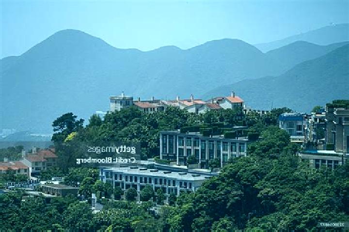 10 escort profiles in Mantin Heights, Hong Kong. Browse companions, services, rates and book online. Incall and outcall available.
