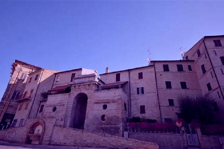 10 escort profiles in Monte San Giusto, Italy. Browse companions, services, rates and book online. Incall and outcall available.