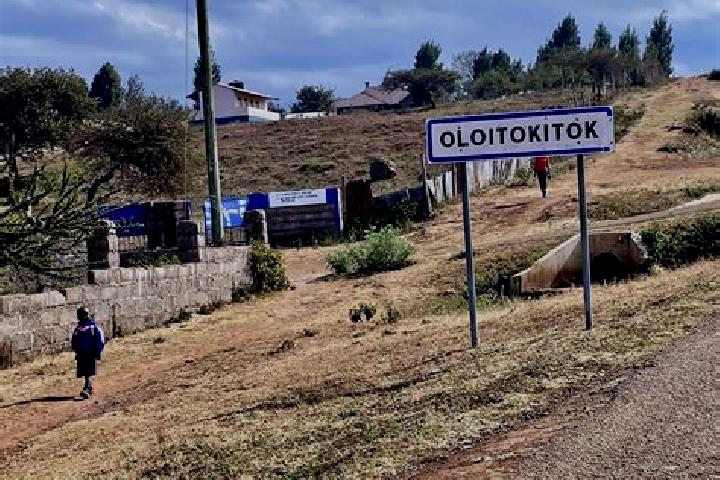 10 escort profiles in Oloitokitok, Kenya. Browse companions, services, rates and book online. Incall and outcall available.