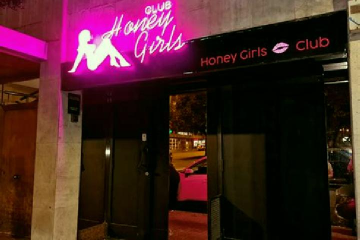 10 escort profiles in Pozuelo de Alarcon, Spain. Browse companions, services, rates and book online. Incall and outcall available.