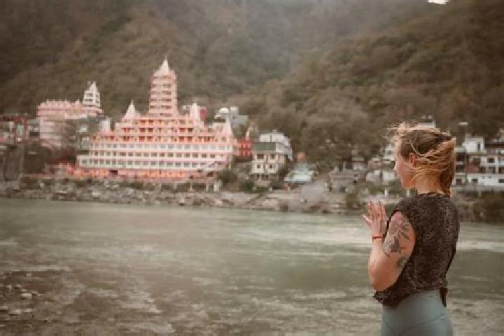 10 escort profiles in Rishikesh, India. Browse companions, services, rates and book online. Incall and outcall available.