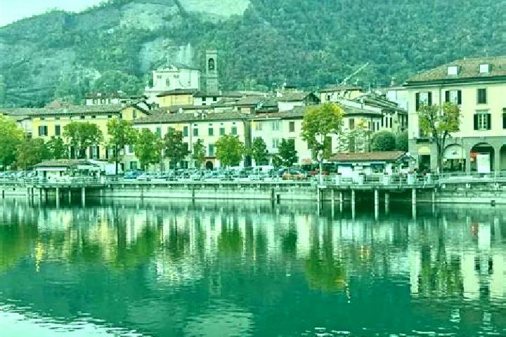 10 escort profiles in Sarnico, Italy. Browse companions, services, rates and book online. Incall and outcall available.