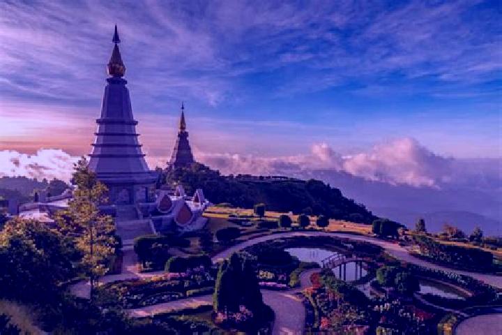 10 escort profiles in Si Chiang Mai, Thailand. Browse companions, services, rates and book online. Incall and outcall available.