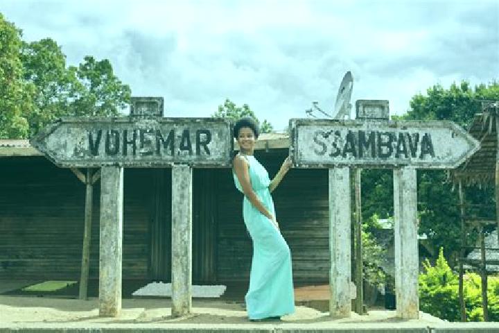 10 escort profiles in Soavinandriana, Madagascar. Browse companions, services, rates and book online. Incall and outcall available.