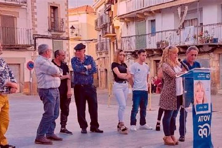 10 escort profiles in Torre de Don Miguel, Spain. Browse companions, services, rates and book online. Incall and outcall available.