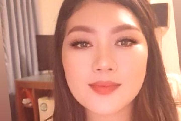 10 escort profiles in Yaolin, China. Browse companions, services, rates and book online. Incall and outcall available.