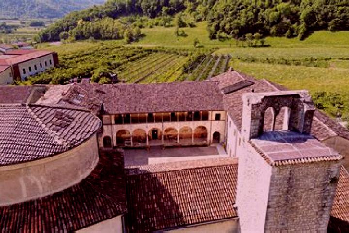 11 escort profiles in Badia Calavena, Italy. Browse companions, services, rates and book online. Incall and outcall available.