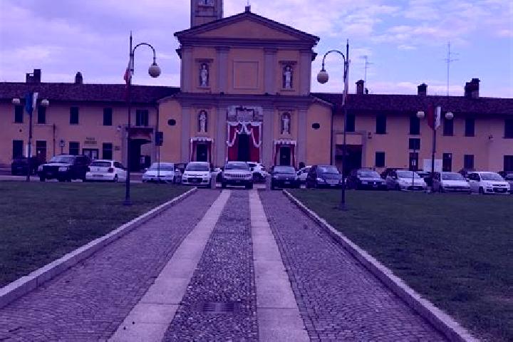 11 escort profiles in Cusago, Italy. Browse companions, services, rates and book online. Incall and outcall available.