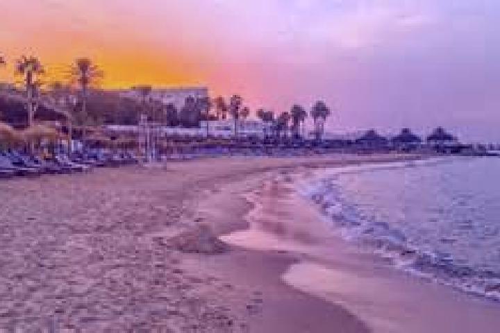 11 escort profiles in El Bahira, Tunisia. Browse companions, services, rates and book online. Incall and outcall available.