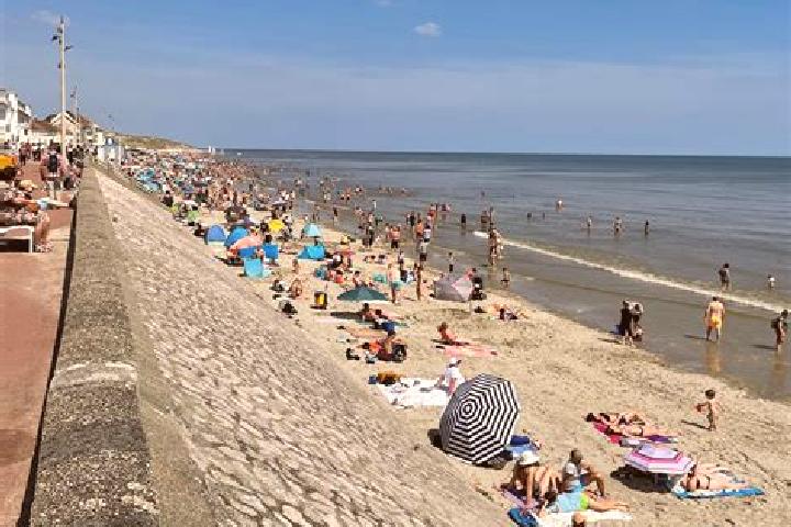 11 escort profiles in Fort-Mahon-Plage, France. Browse companions, services, rates and book online. Incall and outcall available.
