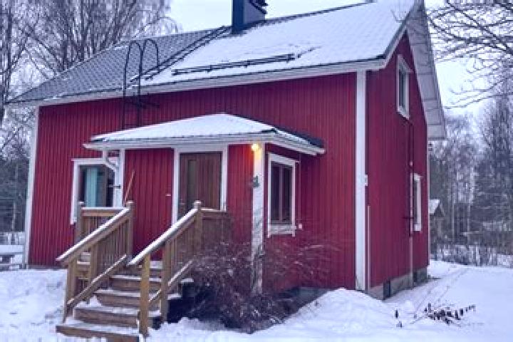 11 escort profiles in Joutsa, Finland. Browse companions, services, rates and book online. Incall and outcall available.