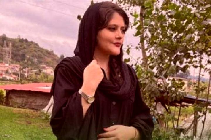 11 escort profiles in Kuy-e Montazeri, Iran. Browse companions, services, rates and book online. Incall and outcall available.