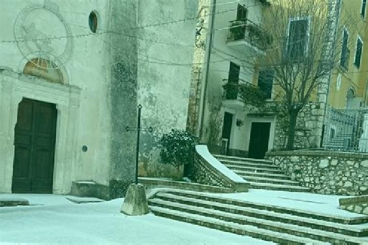 11 escort profiles in Luco dei Marsi, Italy. Browse companions, services, rates and book online. Incall and outcall available.