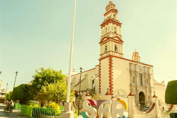 11 escort profiles in San Francisco del Rincon, Mexico. Browse companions, services, rates and book online. Incall and outcall available.