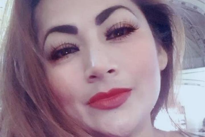 11 escort profiles in San Pedro del Rosal, Mexico. Browse companions, services, rates and book online. Incall and outcall available.