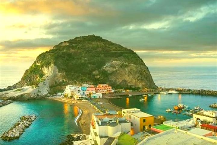 11 escort profiles in Serrara Fontana, Italy. Browse companions, services, rates and book online. Incall and outcall available.