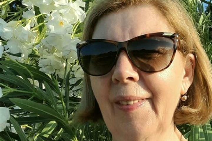 11 escort profiles in Valea lui Darie, Romania. Browse companions, services, rates and book online. Incall and outcall available.