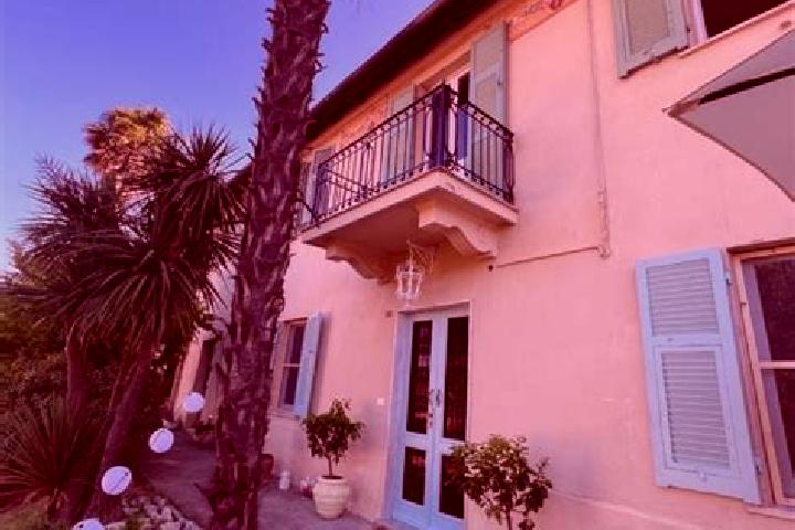 11 escort profiles in Vezzano Ligure, Italy. Browse companions, services, rates and book online. Incall and outcall available.