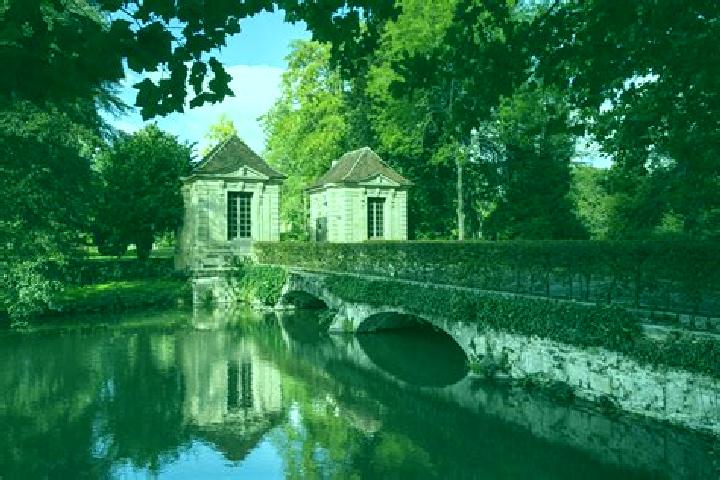 11 escort profiles in Villeneuve-le-Comte, France. Browse companions, services, rates and book online. Incall and outcall available.