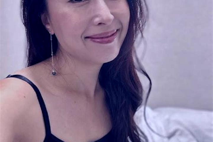 12 escort profiles in Aldrich Garden, Hong Kong. Browse companions, services, rates and book online. Incall and outcall available.
