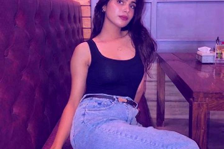 12 escort profiles in Chokkanathapuram, India. Browse companions, services, rates and book online. Incall and outcall available.