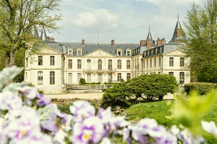 12 escort profiles in Ermenonville, France. Browse companions, services, rates and book online. Incall and outcall available.