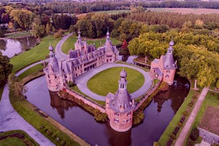 12 escort profiles in Gentbrugge, Belgium. Browse companions, services, rates and book online. Incall and outcall available.