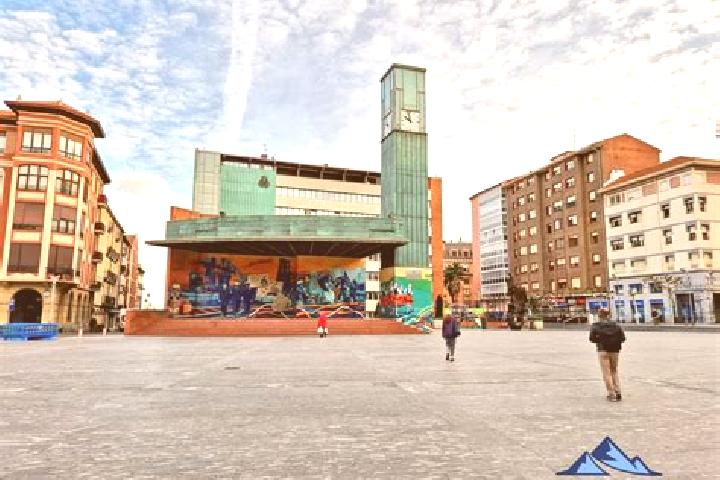 12 escort profiles in Herriko Plaza, Spain. Browse companions, services, rates and book online. Incall and outcall available.