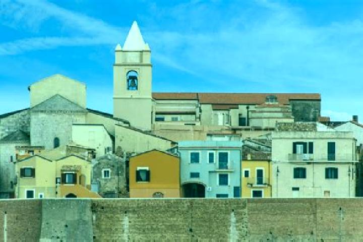 12 escort profiles in Indiprete, Italy. Browse companions, services, rates and book online. Incall and outcall available.