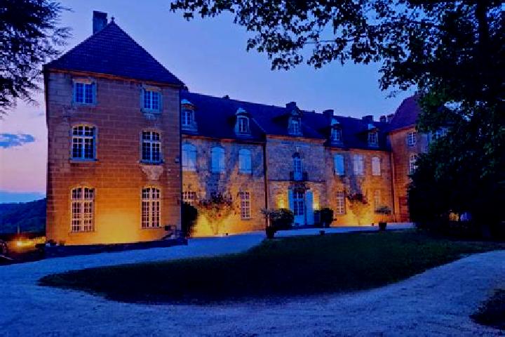 12 escort profiles in Montmartin-en-Graignes, France. Browse companions, services, rates and book online. Incall and outcall available.