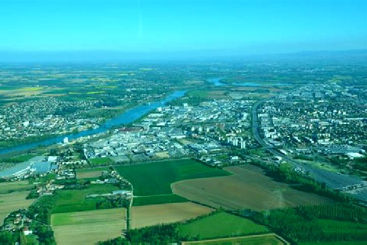 12 escort profiles in Neuville-sur-Saone, France. Browse companions, services, rates and book online. Incall and outcall available.