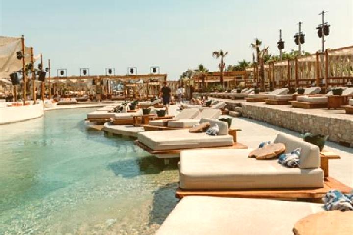 12 escort profiles in Sant Anna d Alfaedo, Italy. Browse companions, services, rates and book online. Incall and outcall available.