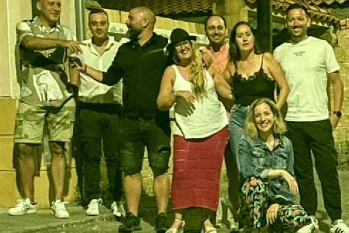 13 escort profiles in Alba de Yeltes, Spain. Browse companions, services, rates and book online. Incall and outcall available.