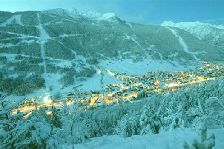 13 escort profiles in Aprica, Italy. Browse companions, services, rates and book online. Incall and outcall available.