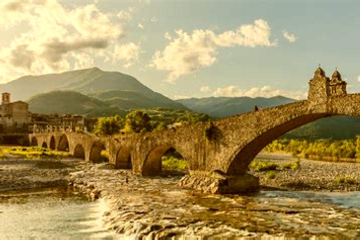 13 escort profiles in Bobbio, Italy. Browse companions, services, rates and book online. Incall and outcall available.