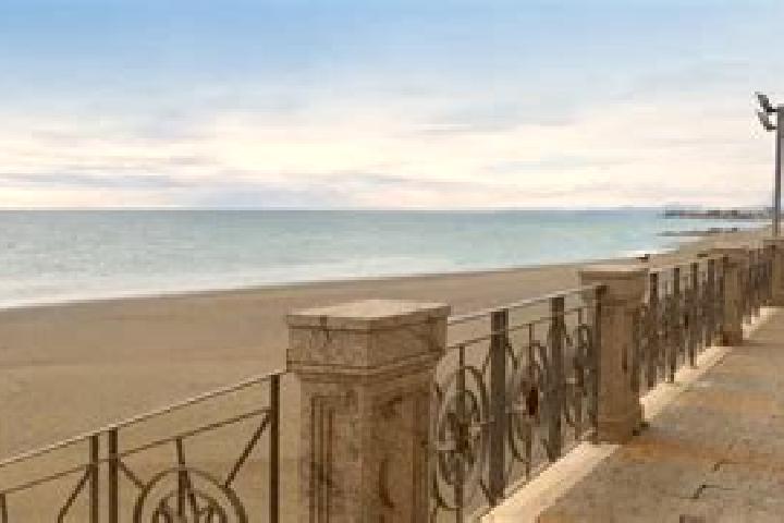 13 escort profiles in Bovalino, Italy. Browse companions, services, rates and book online. Incall and outcall available.