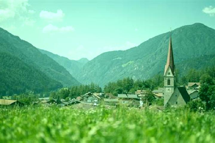 13 escort profiles in Campo di Trens, Italy. Browse companions, services, rates and book online. Incall and outcall available.