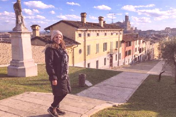 13 escort profiles in Castiglione delle Stiviere, Italy. Browse companions, services, rates and book online. Incall and outcall available.