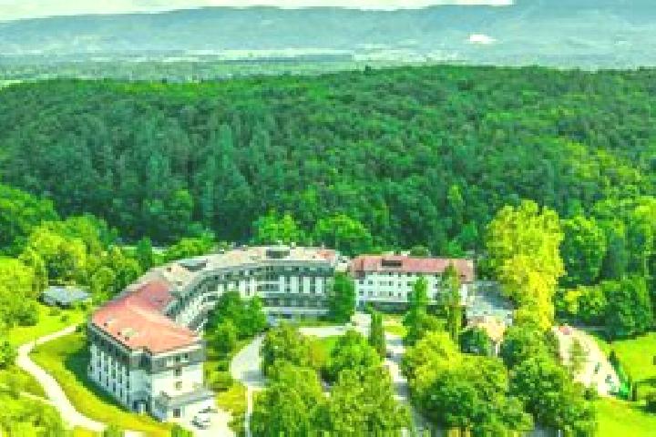 13 escort profiles in Krapinske Toplice, Croatia. Browse companions, services, rates and book online. Incall and outcall available.