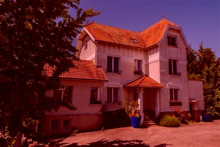 13 escort profiles in Lusigny-sur-Barse, France. Browse companions, services, rates and book online. Incall and outcall available.