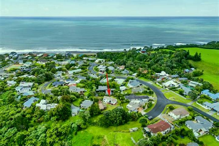 13 escort profiles in Oakura, New Zealand. Browse companions, services, rates and book online. Incall and outcall available.