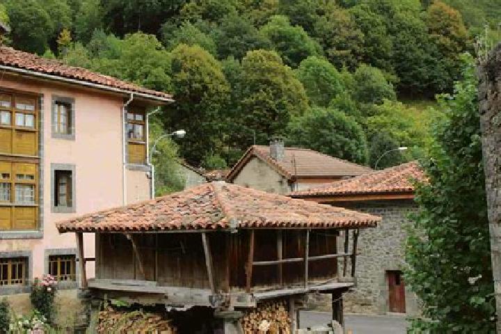 13 escort profiles in Oseja de Sajambre, Spain. Browse companions, services, rates and book online. Incall and outcall available.