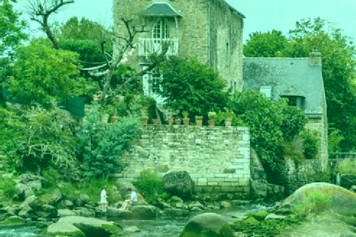 13 escort profiles in Pont-Aven, France. Browse companions, services, rates and book online. Incall and outcall available.